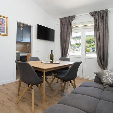 Situs Katarina Διαμέρισμα