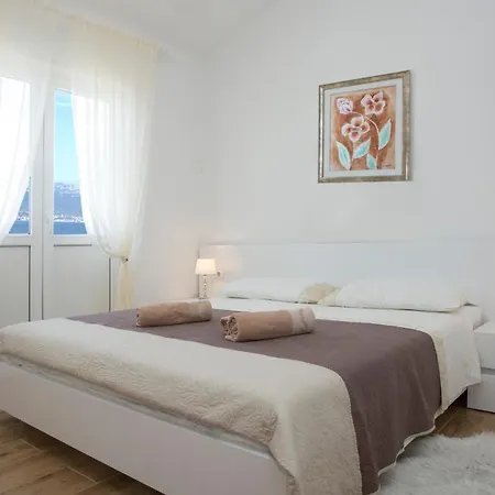 Διαμέρισμα Situs Katarina Τρογκίρ